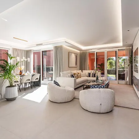 Ground Floor Luxurious *