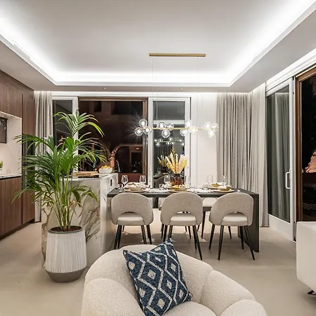 Ground Floor Luxurious Apartament Estepona