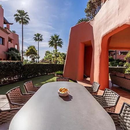 Ground Floor Luxurious Apartament Estepona